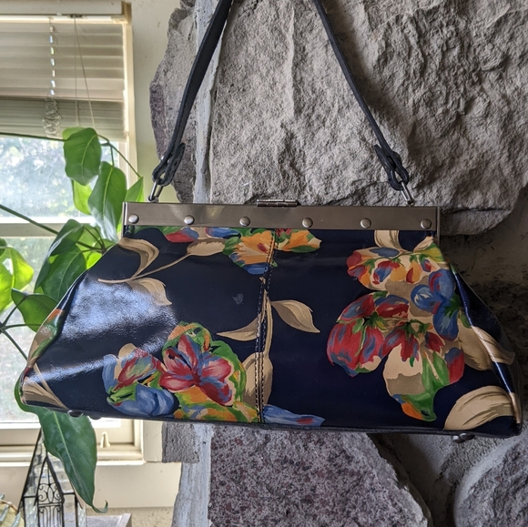 Patricia Nash Ferrara Leather Floral Bag - Picture 11 of 13